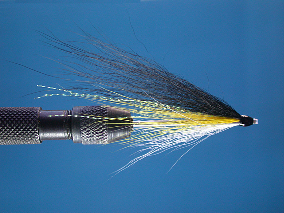 The finished needle tube fly