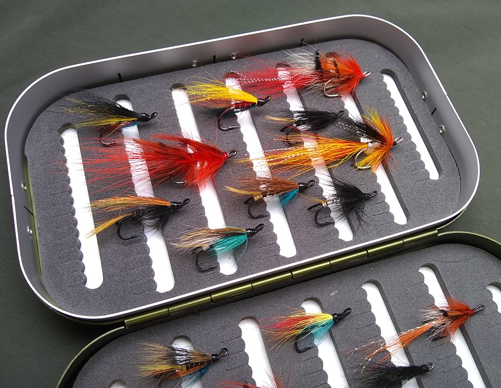 thumbnail image 2 of Arctic Fox Salmon Doubles Flies – Irish Shrimp Pattern – Assorted Colors For Sea Trout 2 of 3